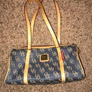 Dooney and bourke purse